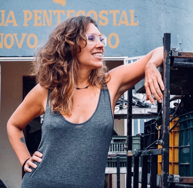 Vanessa Meldrado - Produtora Executiva | Polidea Comunicação